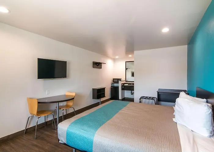 Motel 6-South El Monte, Ca - Los Angeles