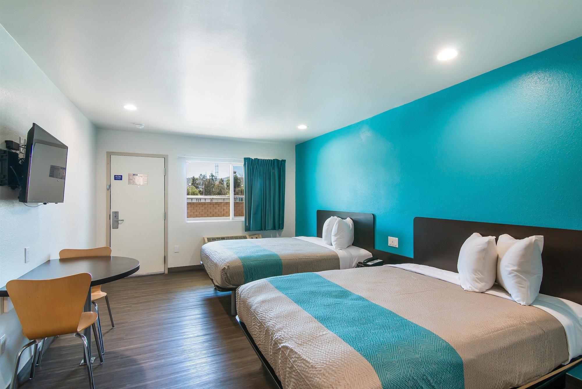 6-south El Monte, Ca - Angeles Hotel